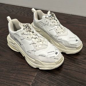 BALENCIAGA Men’s Sneaker Size 45